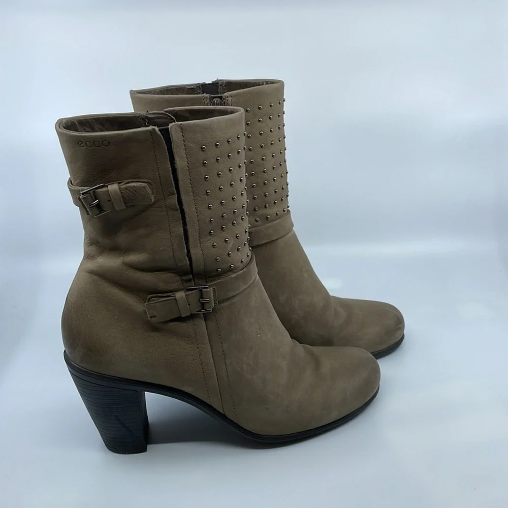 Ecco suede studded heeled ankle boots